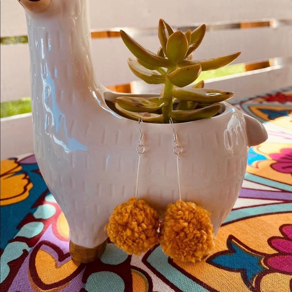 Earrings for women’s - Picture 3 of 3